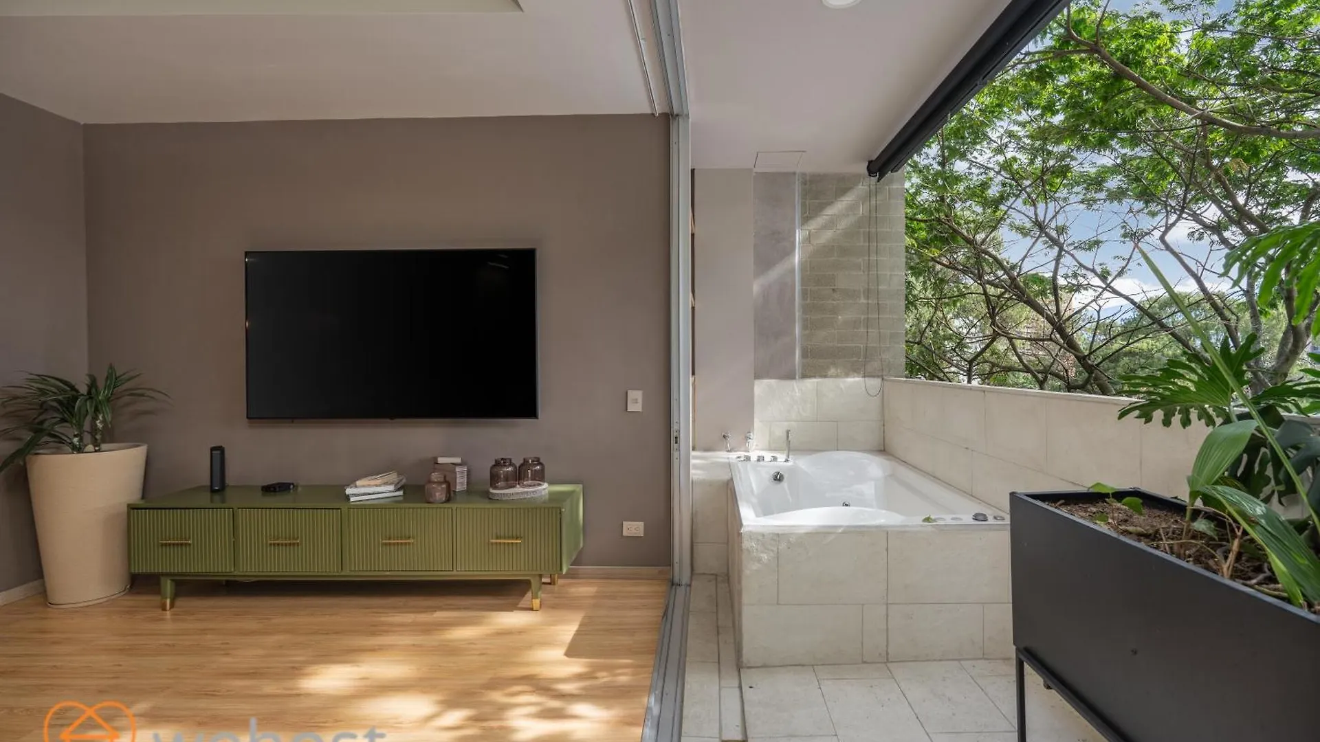 Private Jacuzzi Elegant Apartment With Ac Medell Medellin