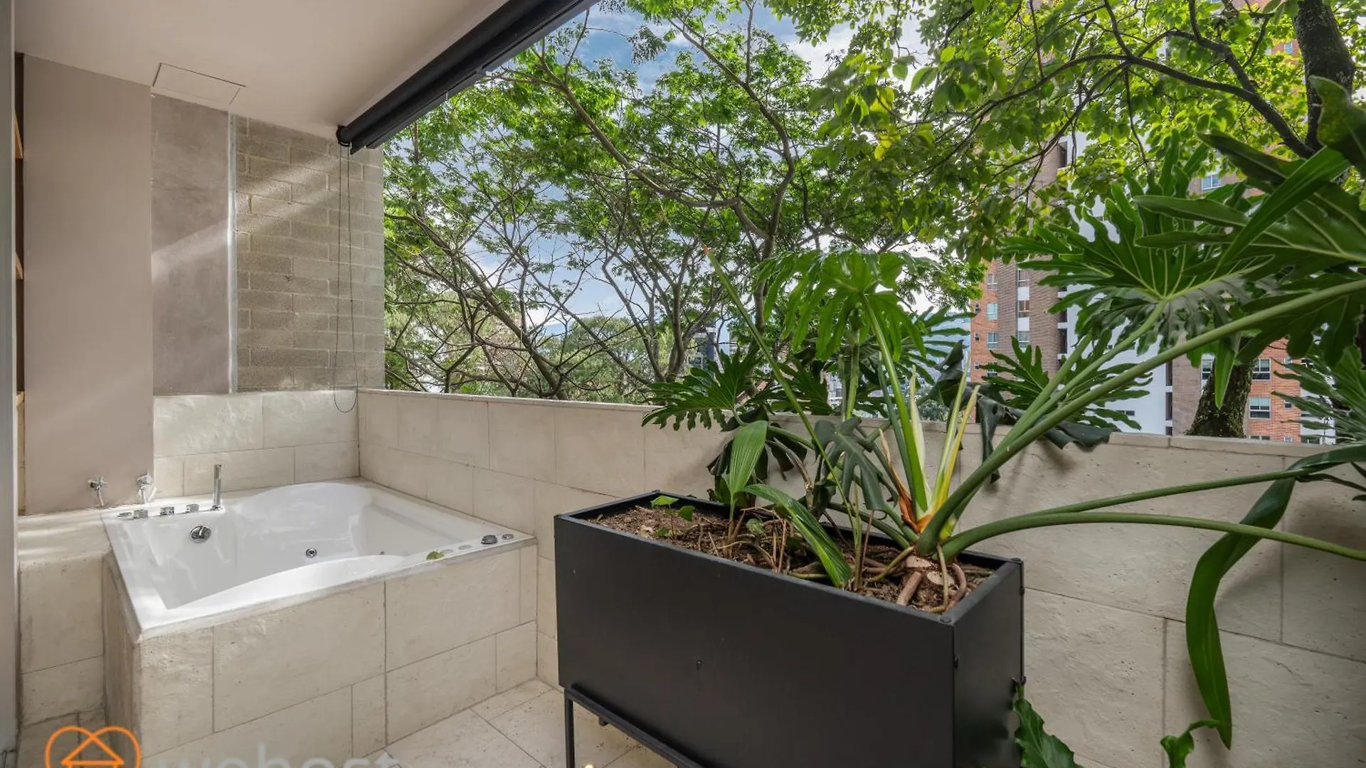 Private Jacuzzi Elegant Apartment With Ac Medell Medellin Colombia